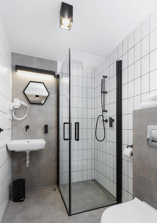 Aaron Aparthotel Krakow Exterior photo
